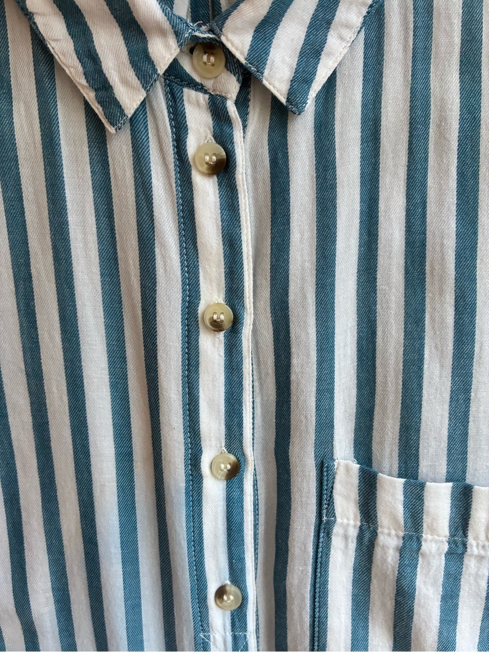 BDG Blue & White Striped Oversized Button Front Shirt Medium - Picture 4 of 5